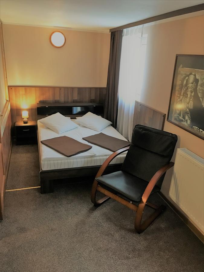 ורוצלב Hotel Villa Rezydent מראה חיצוני תמונה